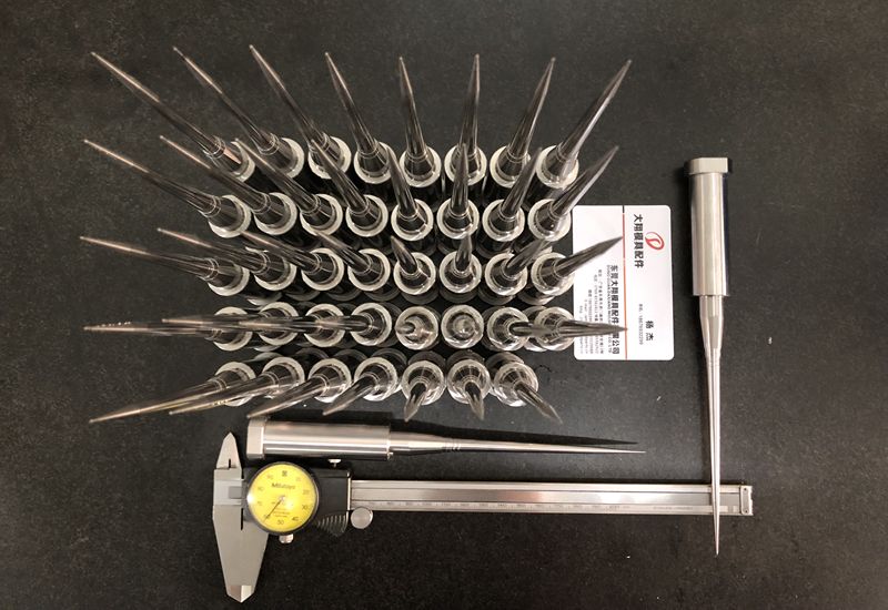 細長醫療模具鑲針